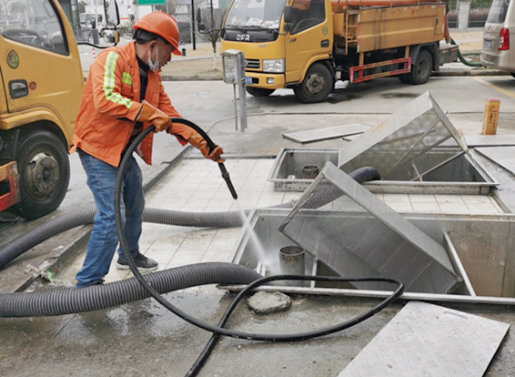 木鱼镇隔油池清理